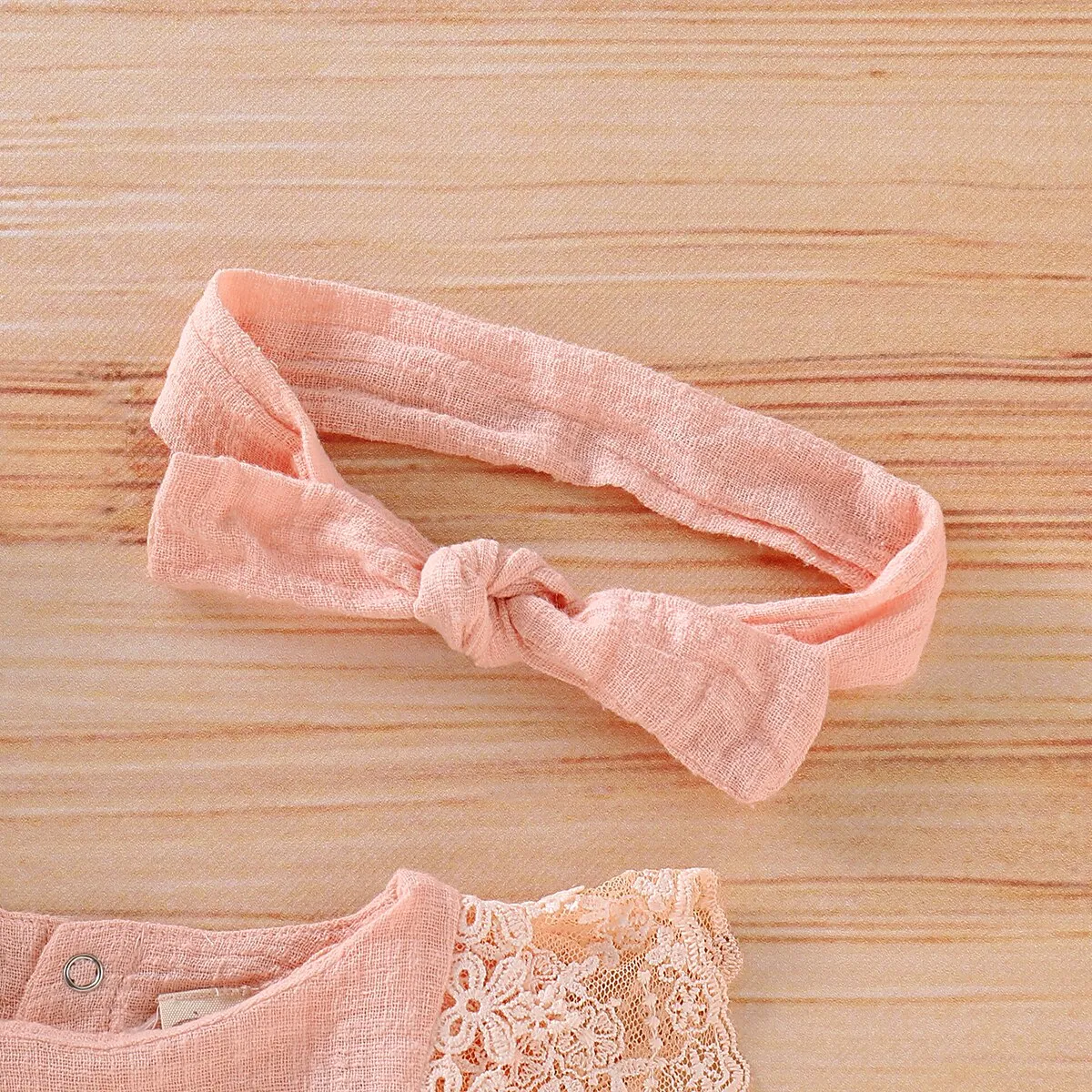 2Pcs Lace Sleeves Baby Girl Bodysuit with Headband