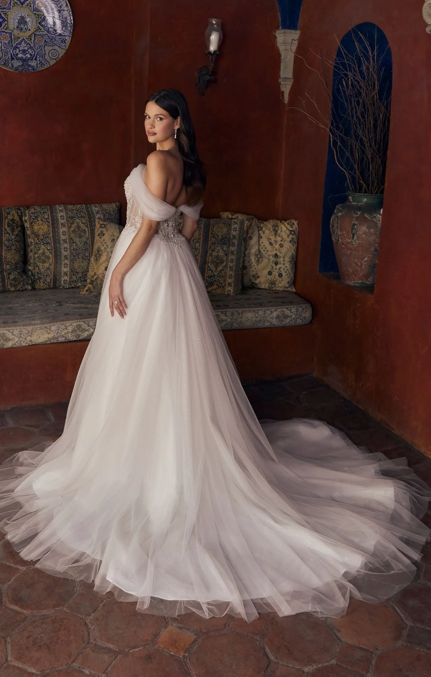 Casablanca Bridal 2547 Meline Wedding Dress Ballgown size 18 Sheer Corset Off The Shoulder Plunging Neckline Train Wedding Gown