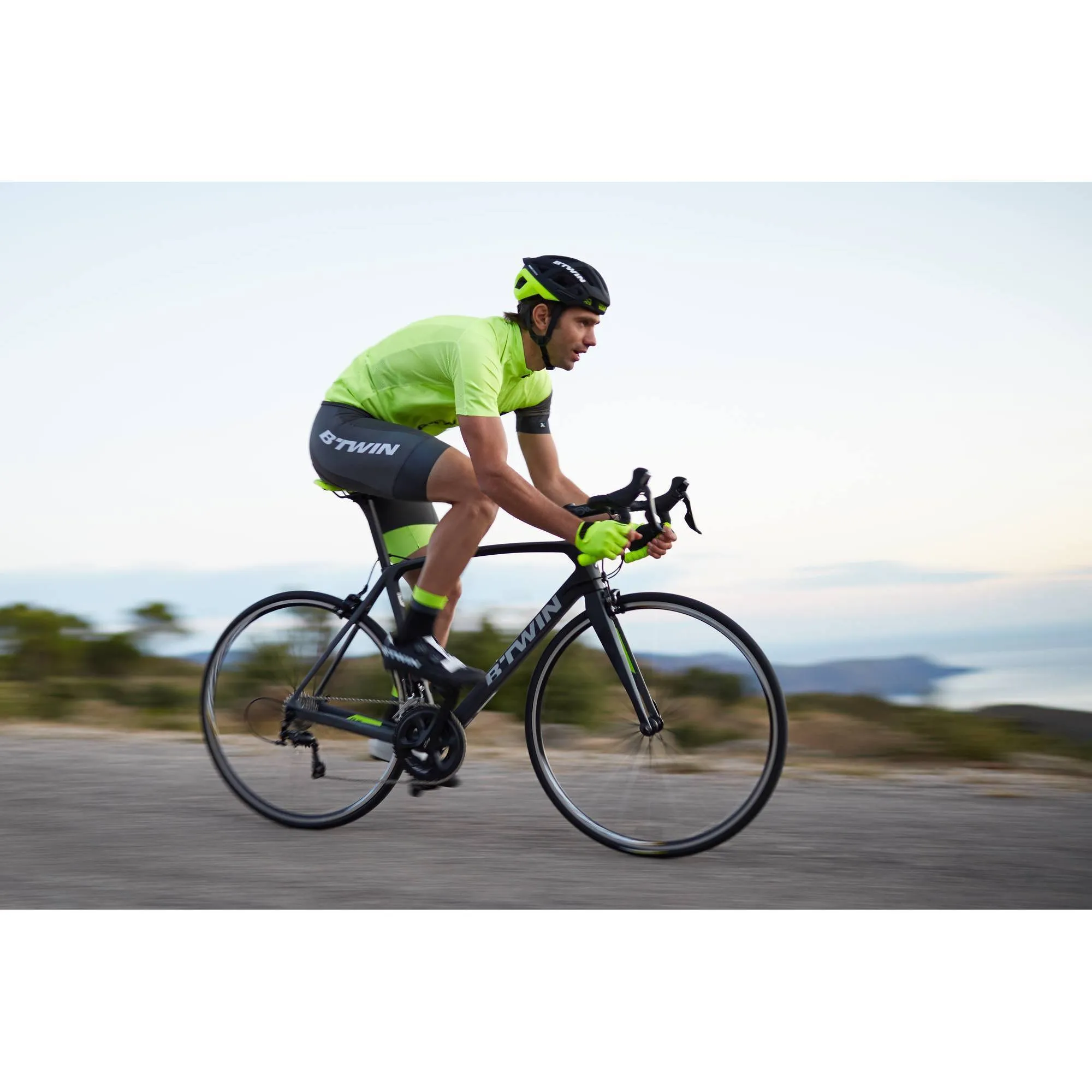Cycling Short-Sleeved Jersey 900