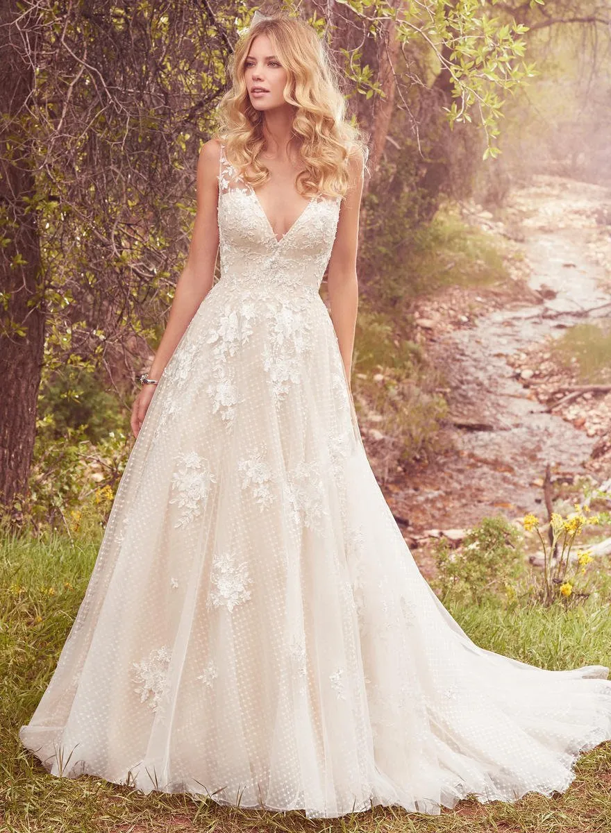 Dress 3209: Maggie Sottero "Meryl" waist 32