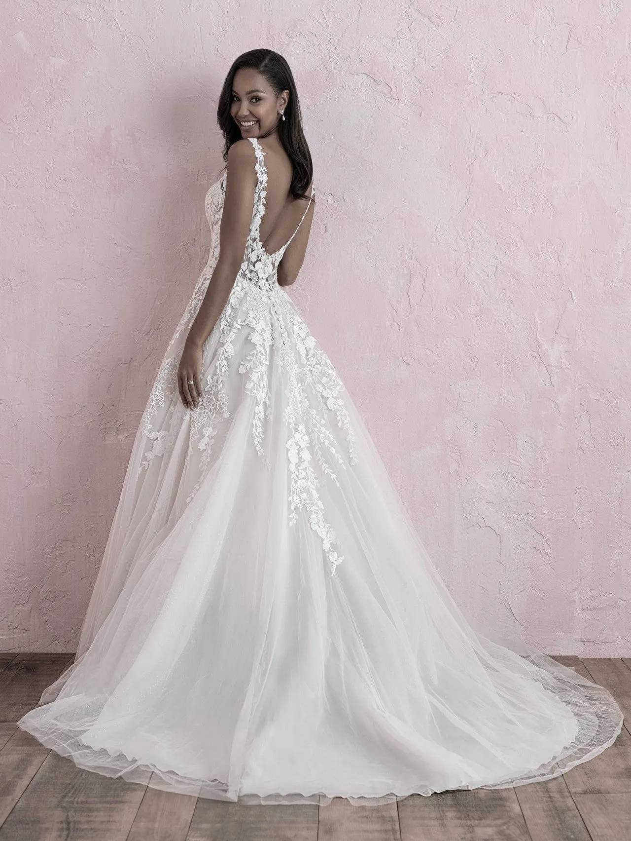 Dress 3702: Allure Romance "3265" waist 37