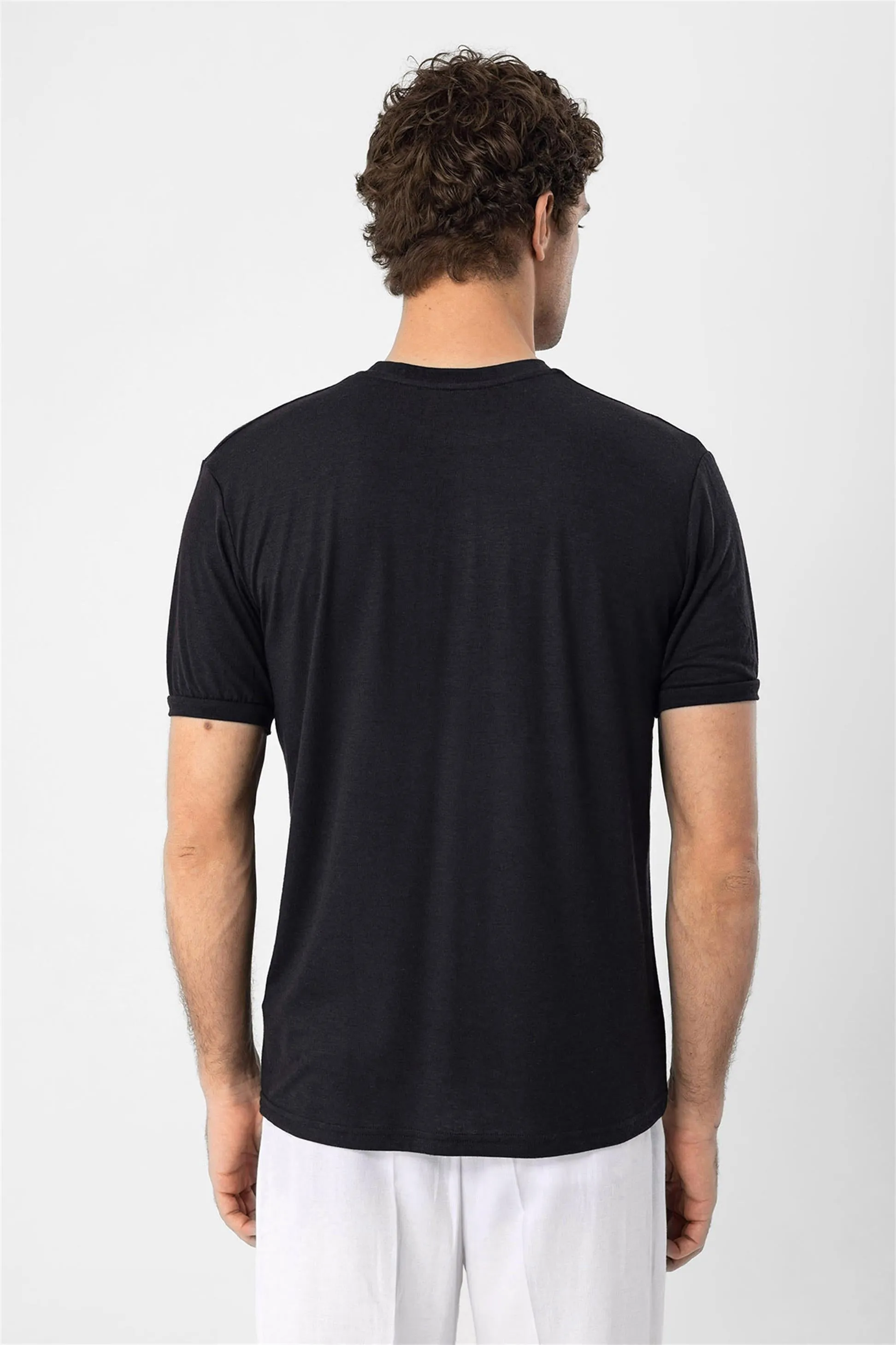 Men's Black Crew Neck  T-Shirt - Wessi
