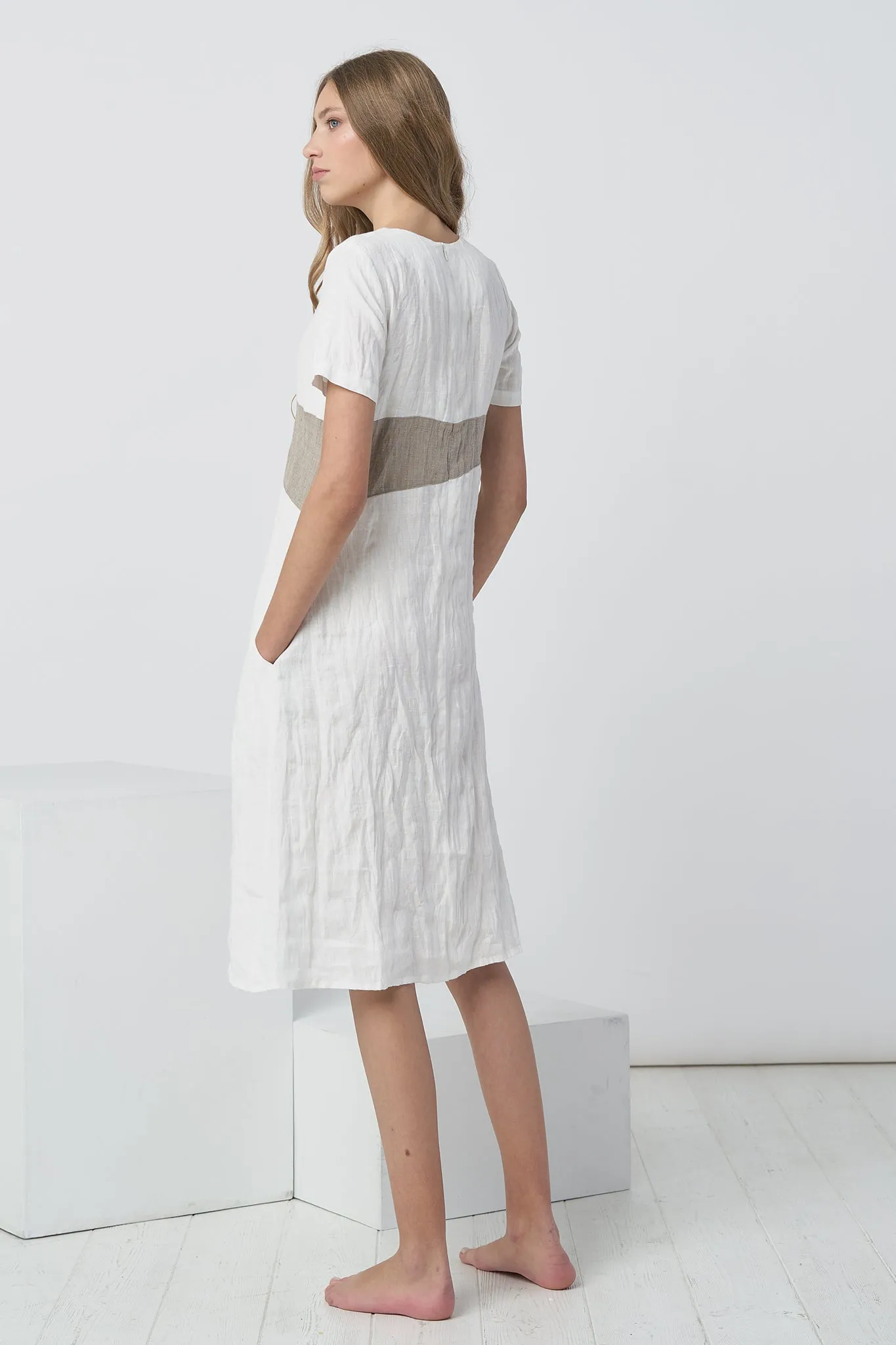 Minimalist linen dress Jore