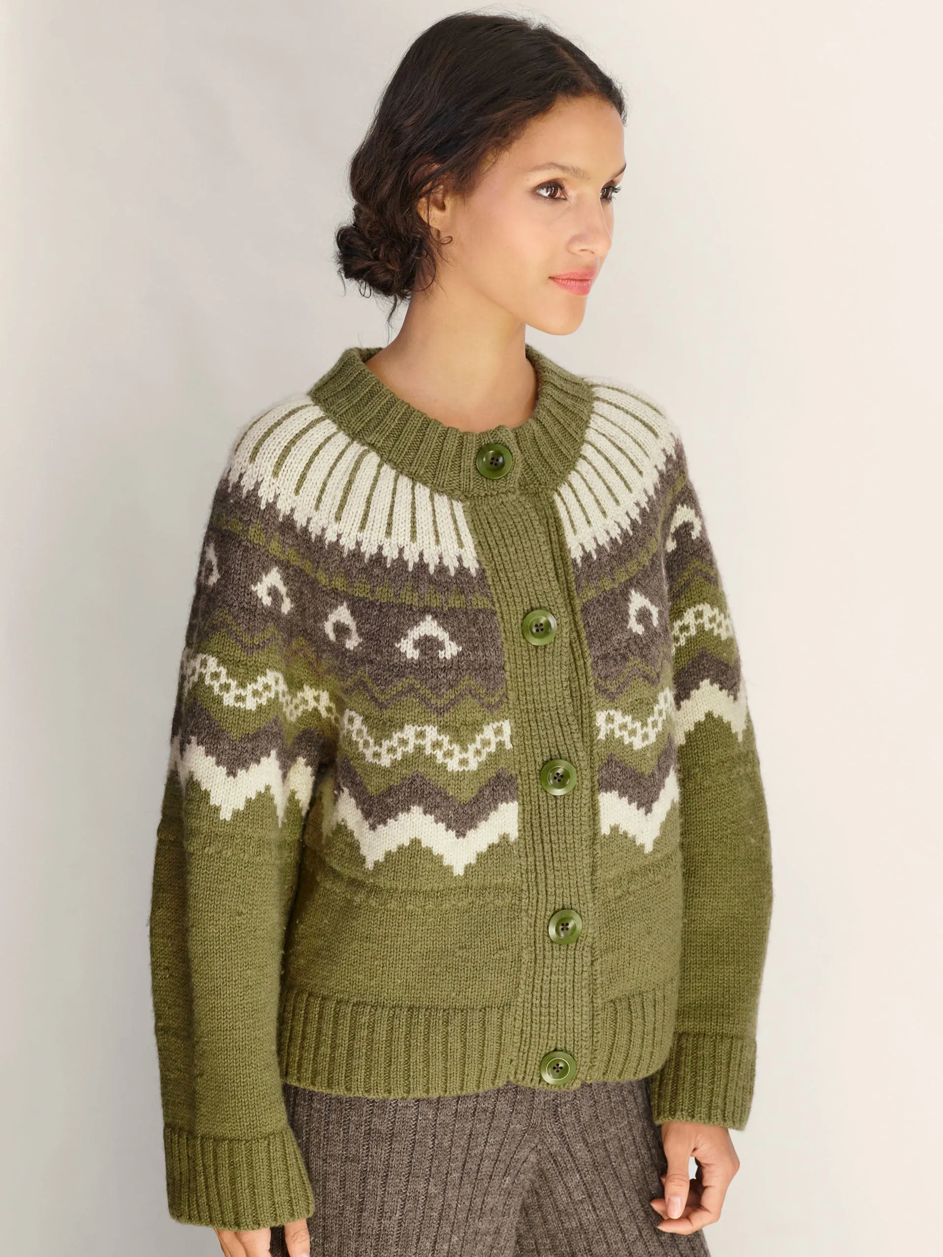 Moss with ecru and peat Fleetwood cardigan