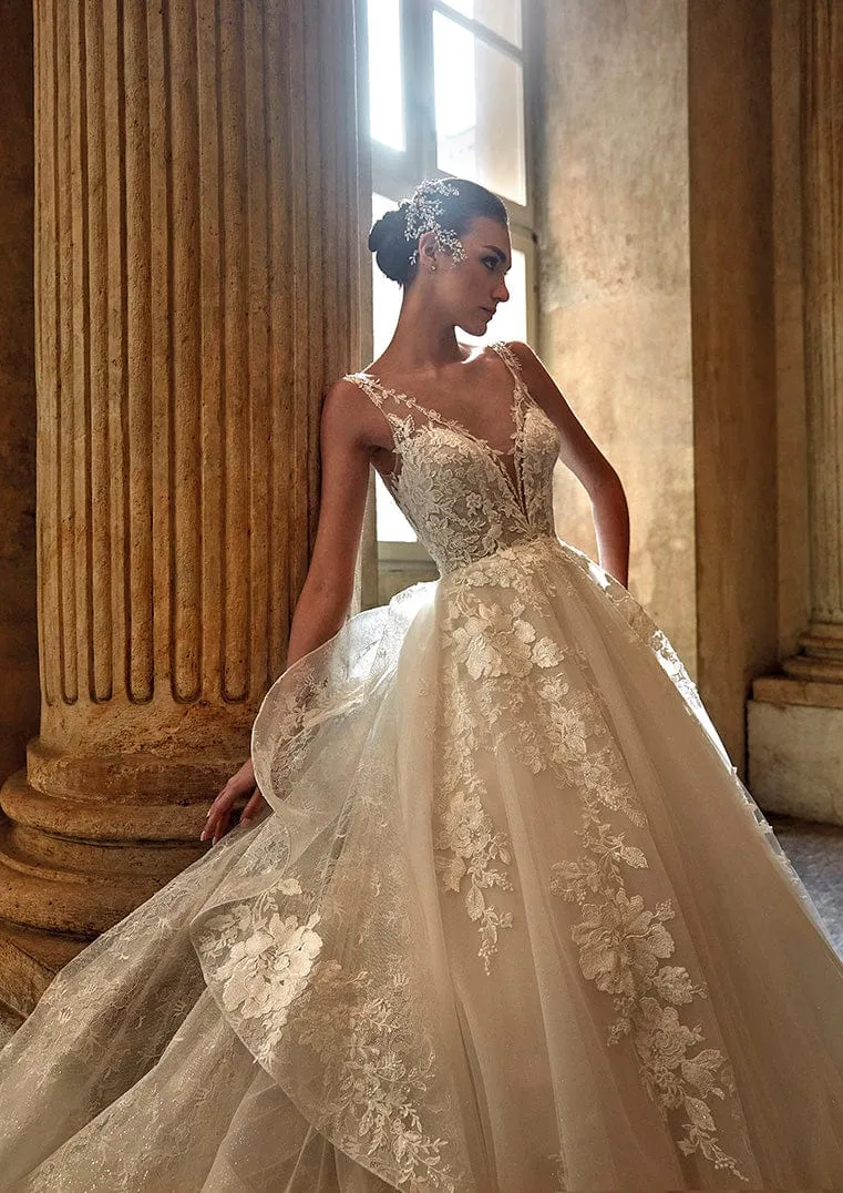 Pronovias Privee: Kyante