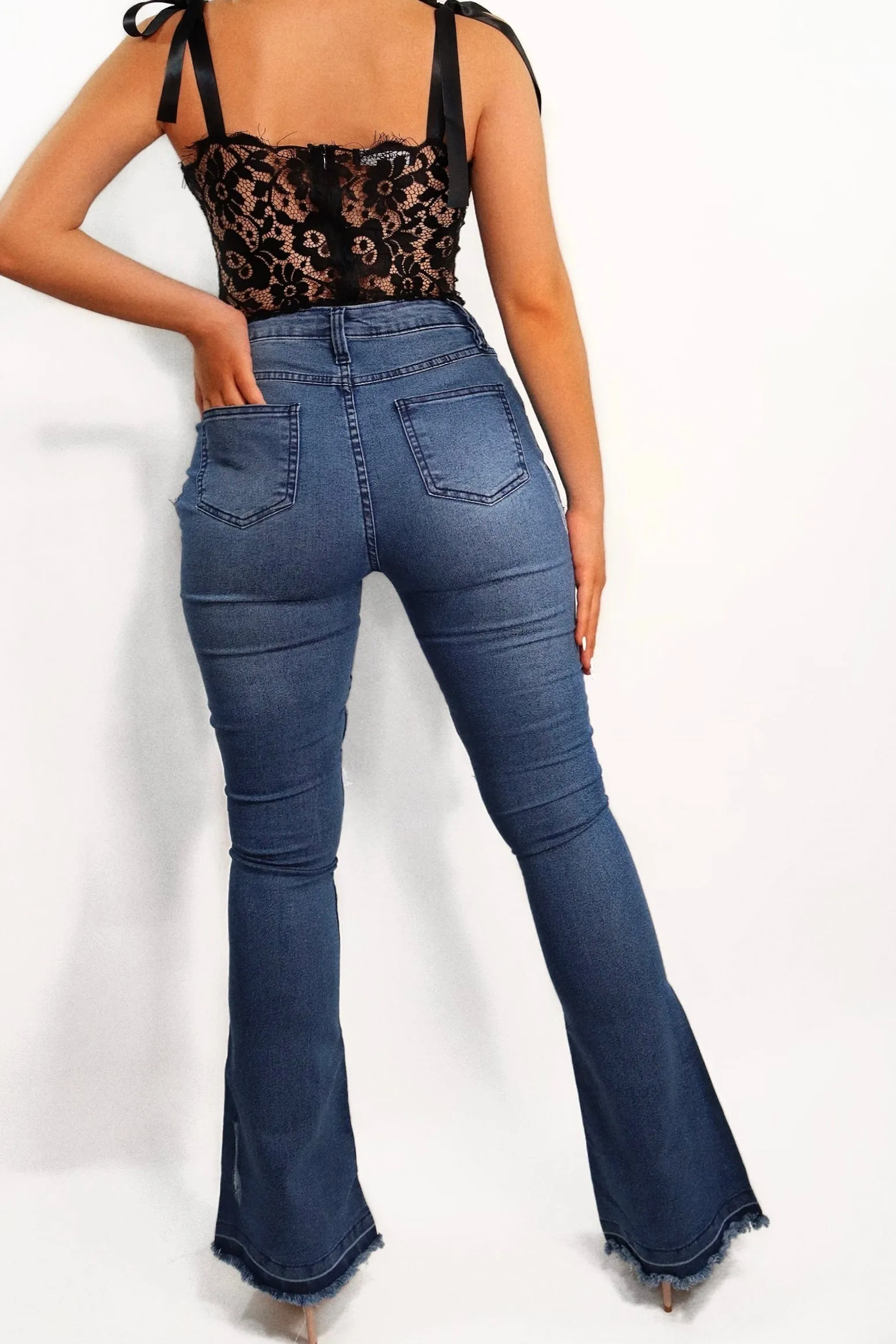 Rema Ribbon Detail Lace Bodysuit (Black)