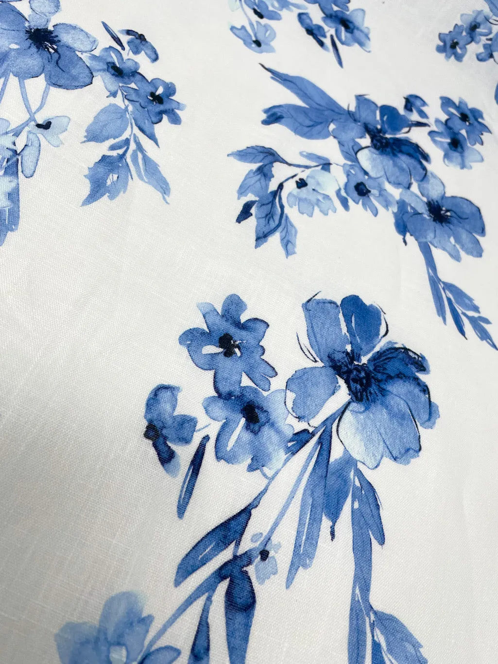 Ripples of bloom floral Handkerchief Light Weight 100% Linen Fabric By The Yard/CL1112