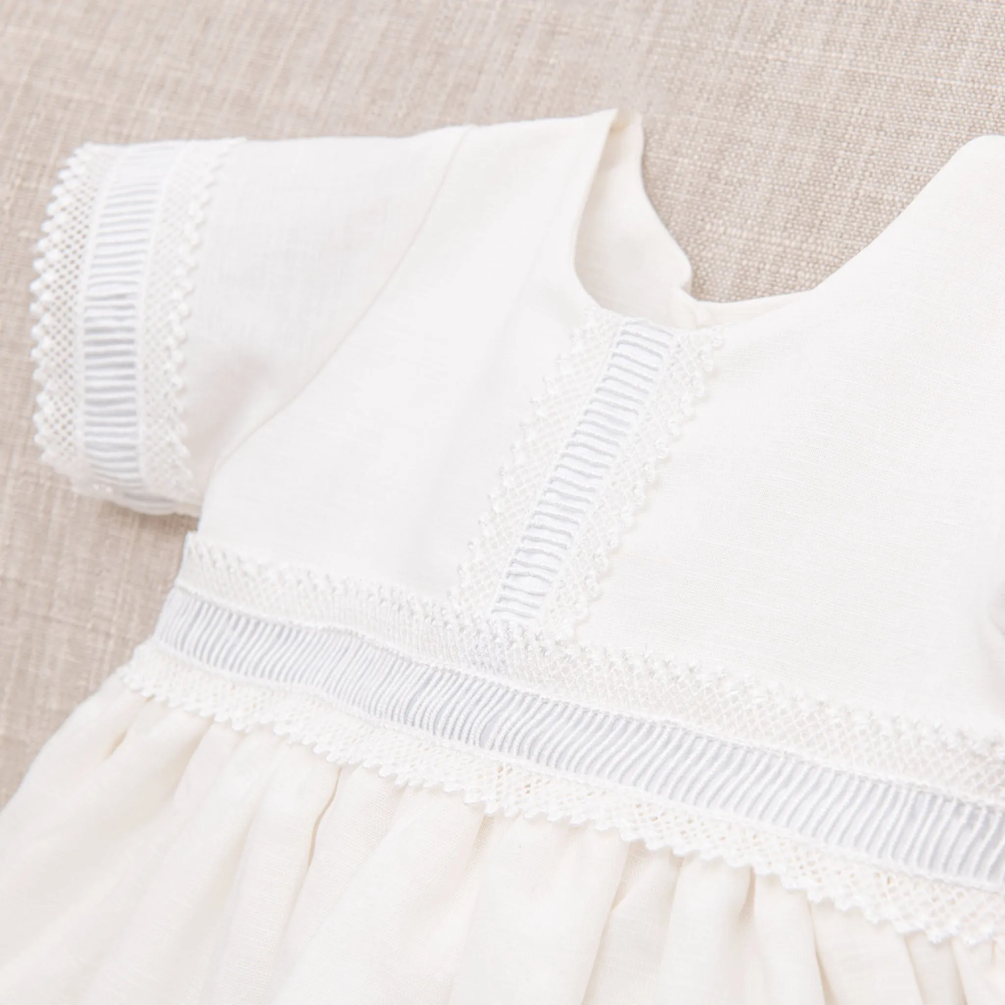 Rowan Linen Gown & Bonnet