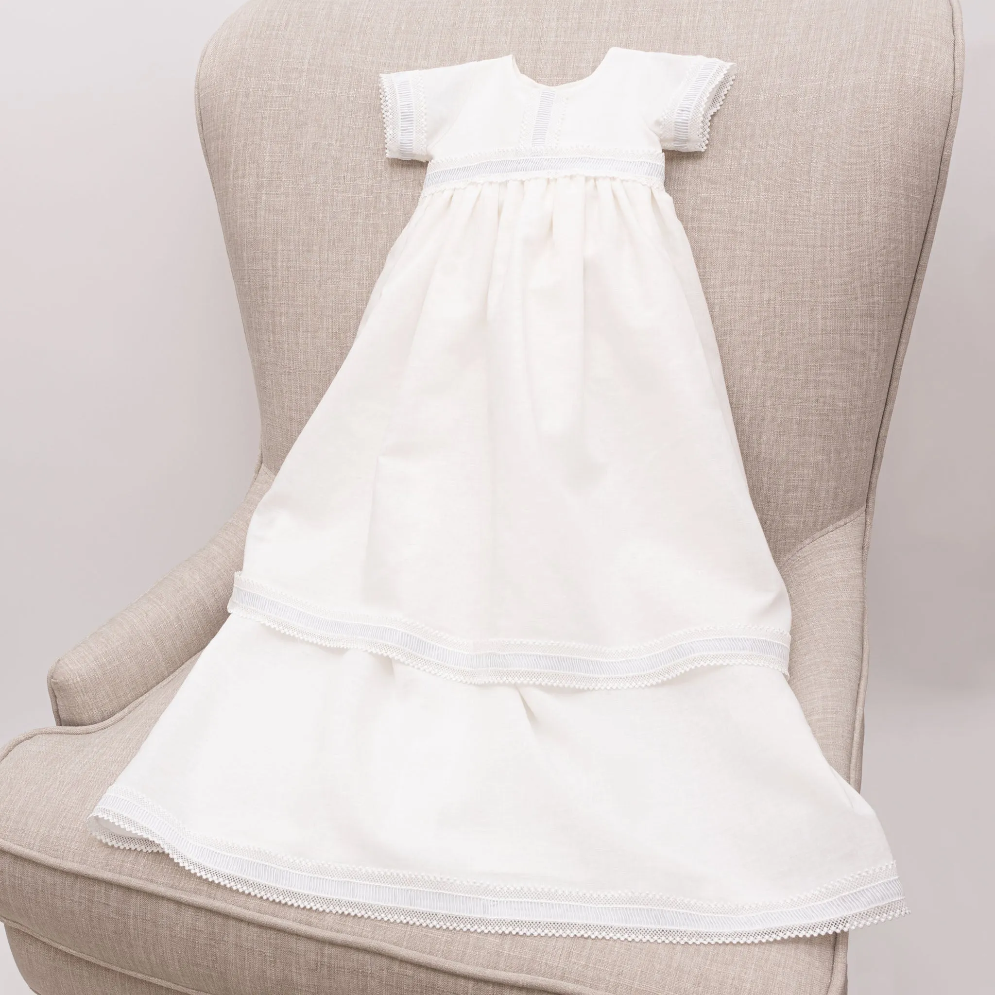 Rowan Linen Gown & Bonnet