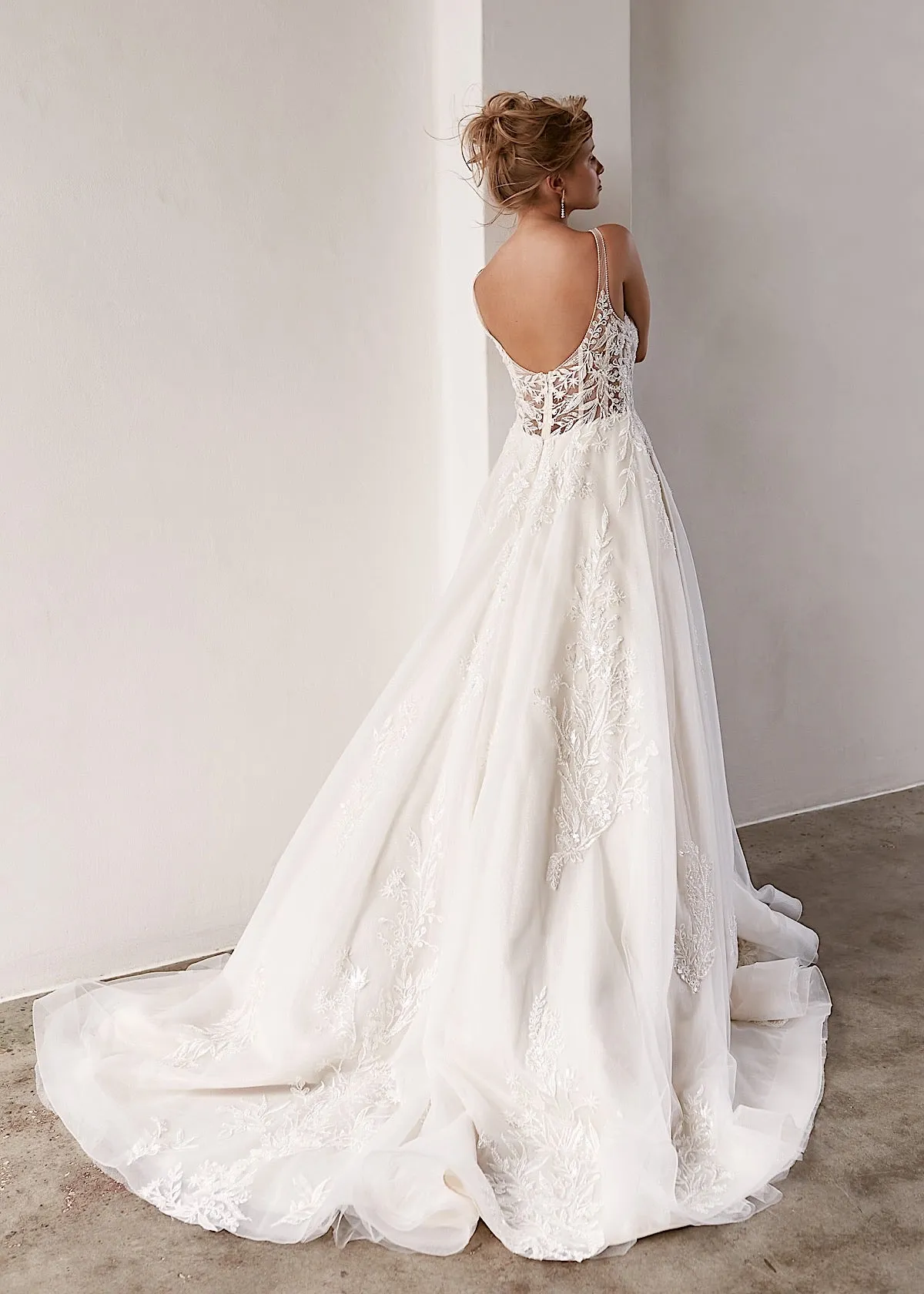 SENNA Wedding Dress Style Code: MAYA BELLA