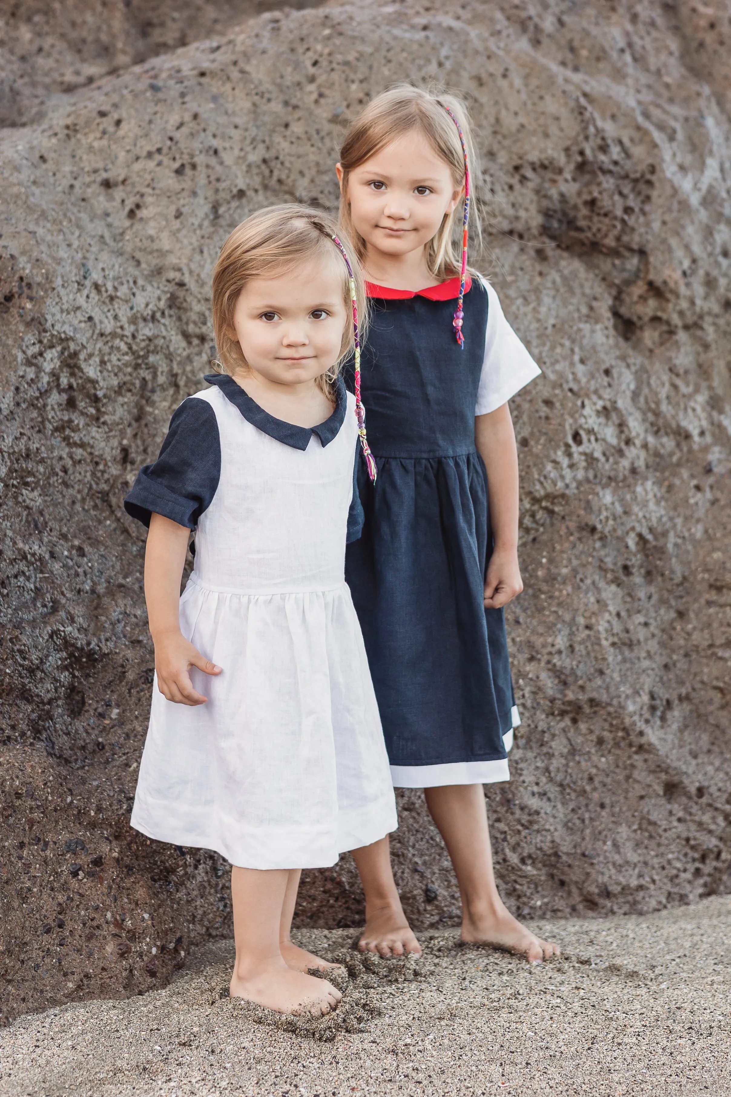 Sofa Killer linen dark blue dress with red collar and white details