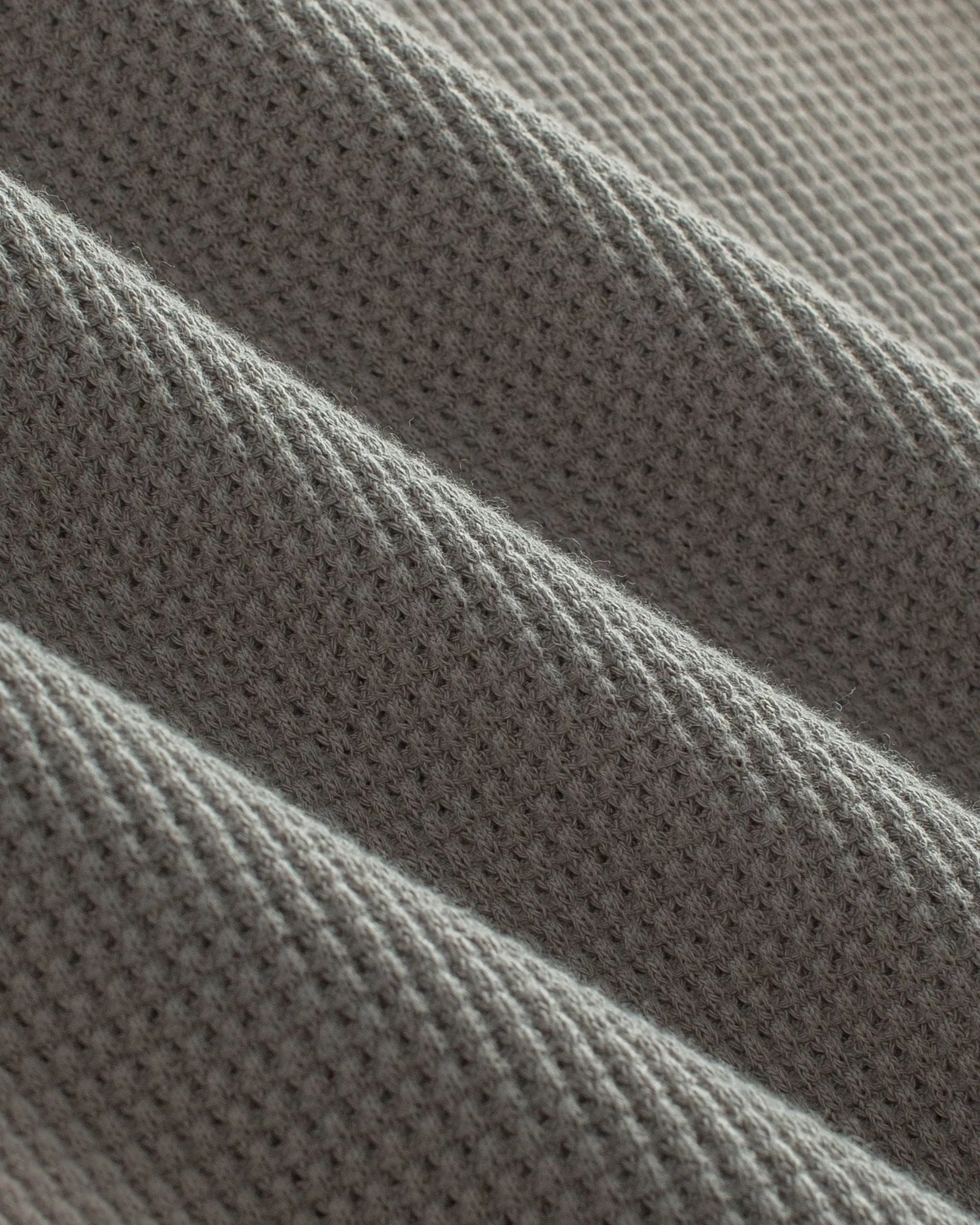 THERMAL WAFFLE LIGHT SWEATER