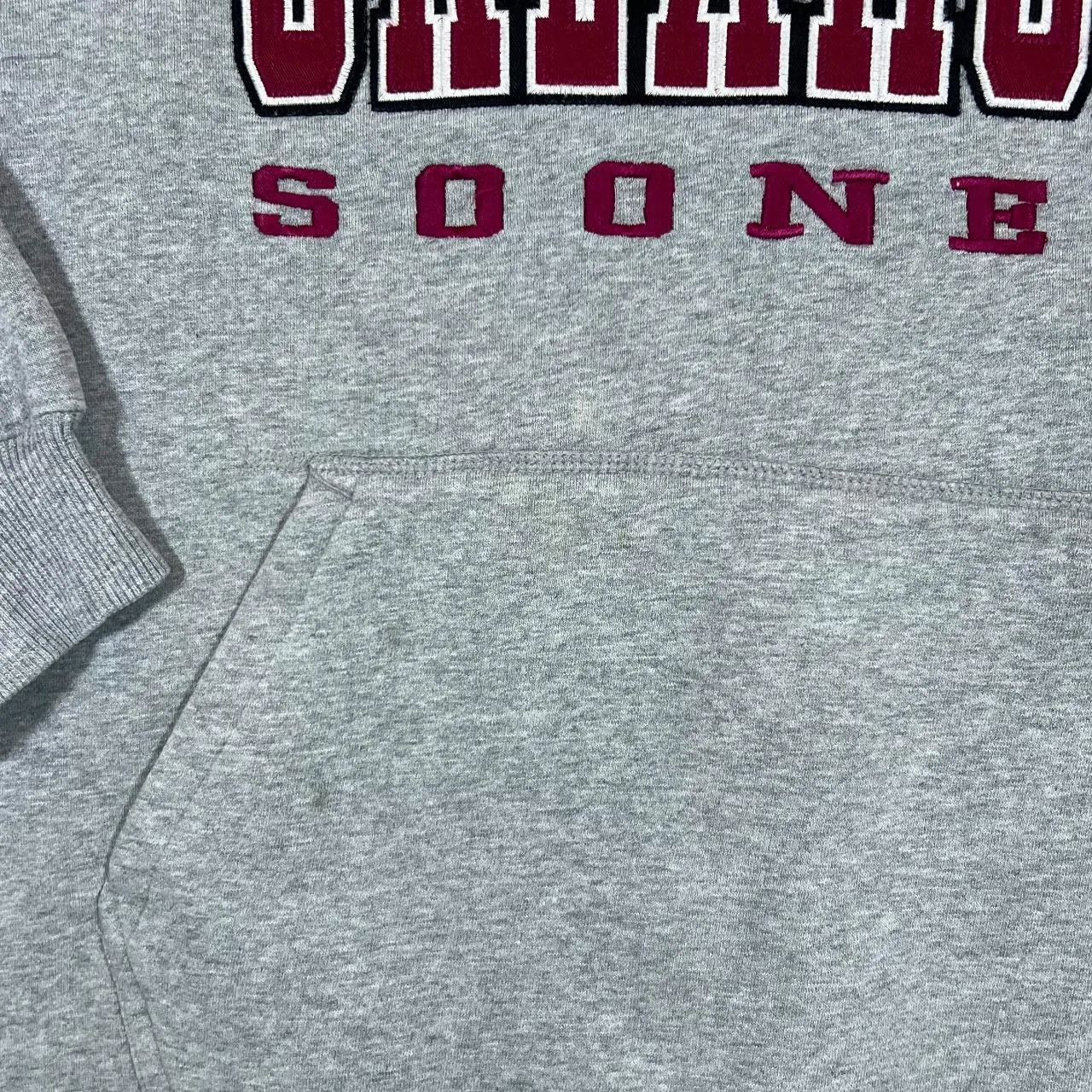 Vintage Colosseum OKLAHOMA SOONERS Embroidered College Grey Pullover Hoodie